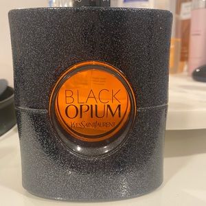 Black opium perfume